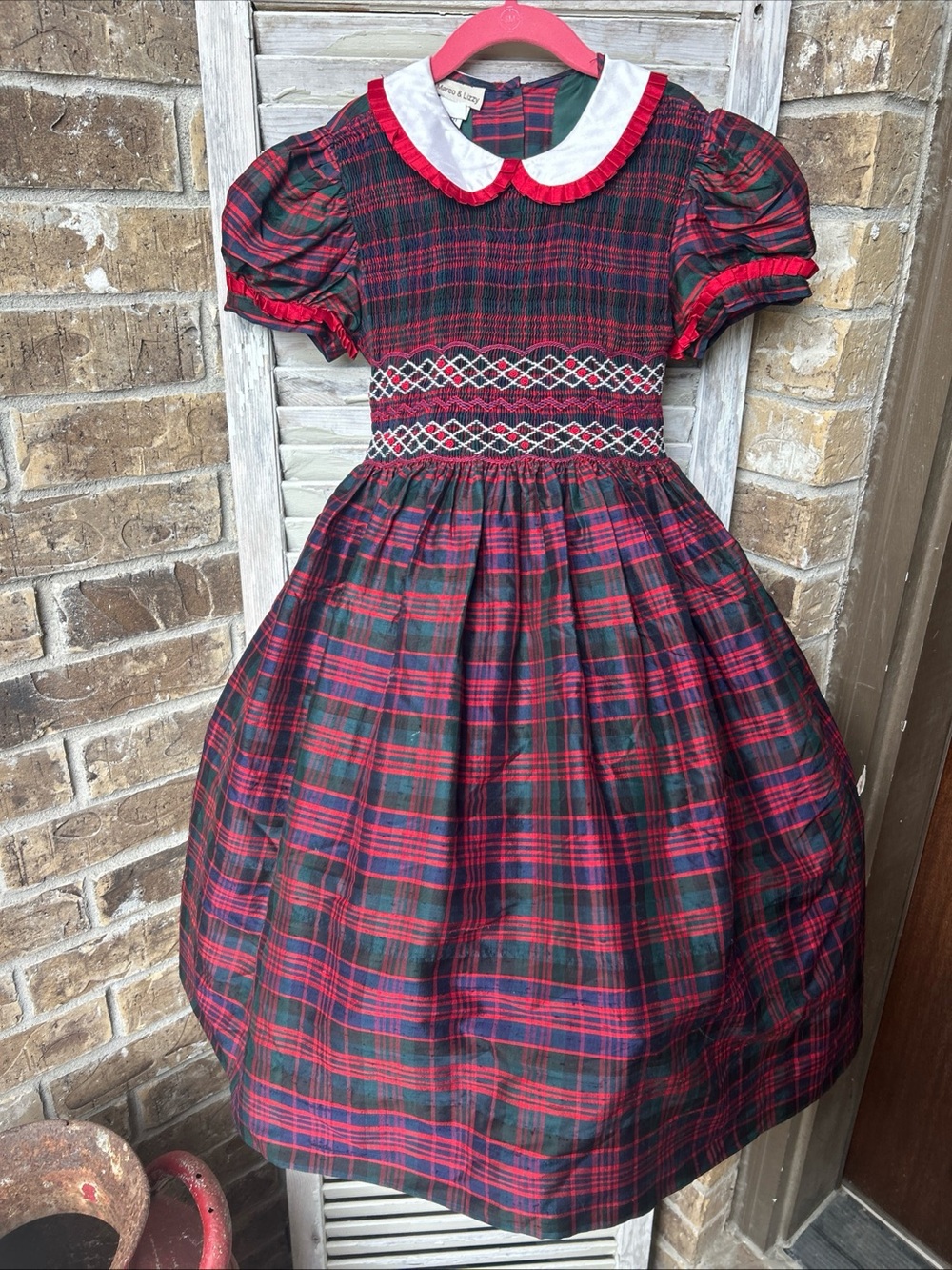 Marco & Lizzy Silk Smocked Christmas Holiday Dress Tulle Liner  dress  size 8.